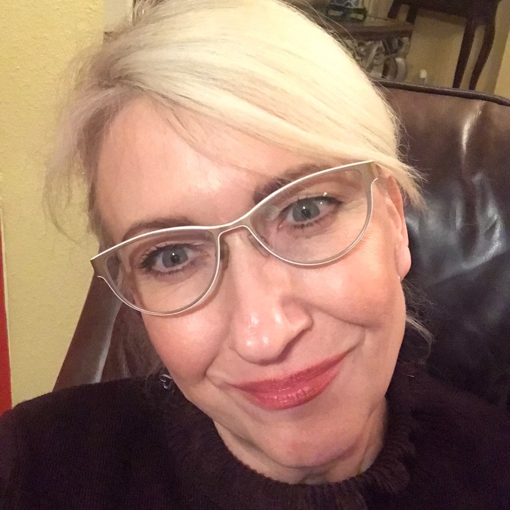 Meet your Posher, Julie